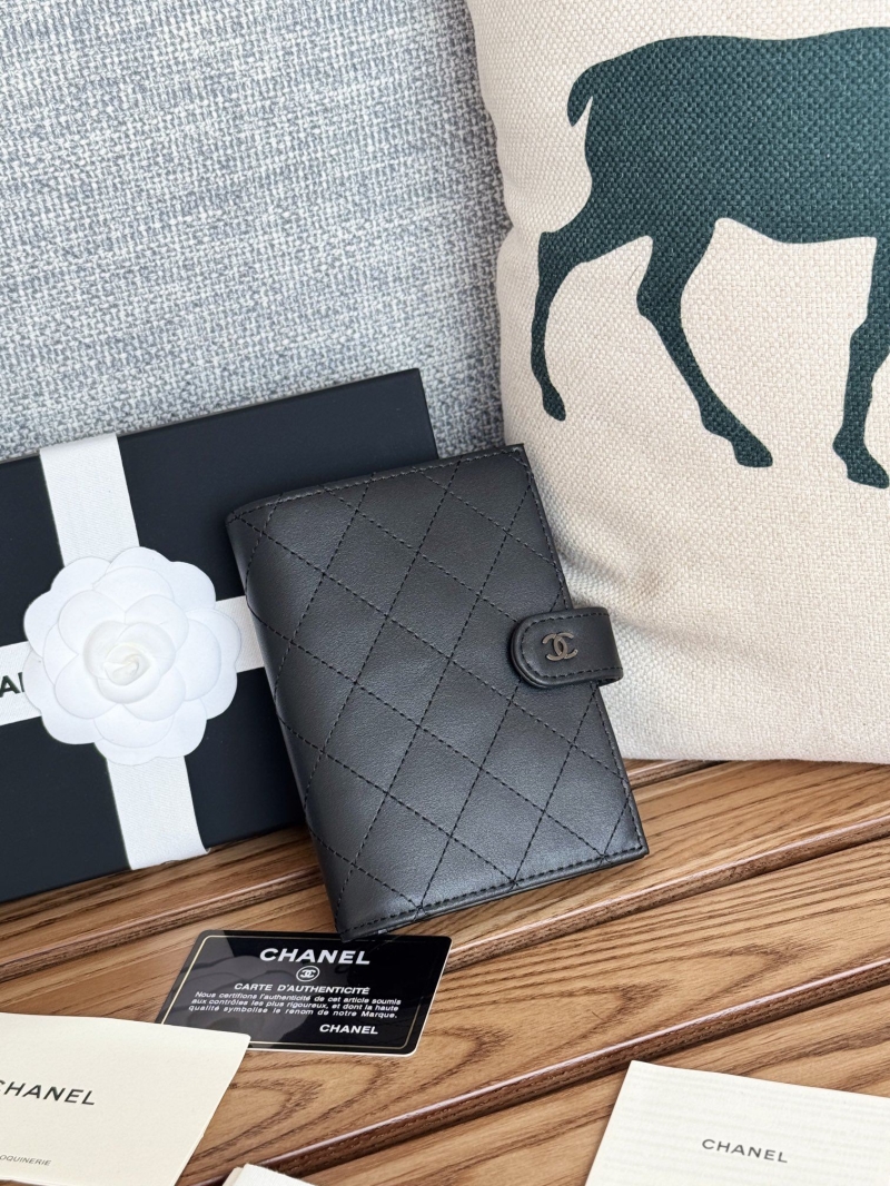 Ch**el wallet purse